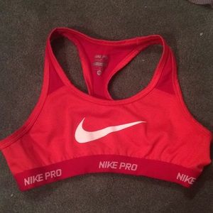 Nike Pro Girls Sports Bra